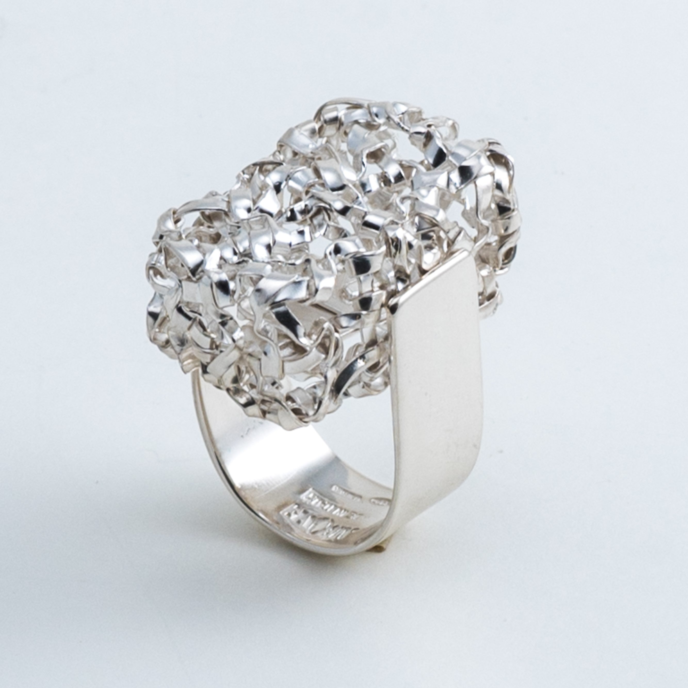 Anneau tressé rectangulaire