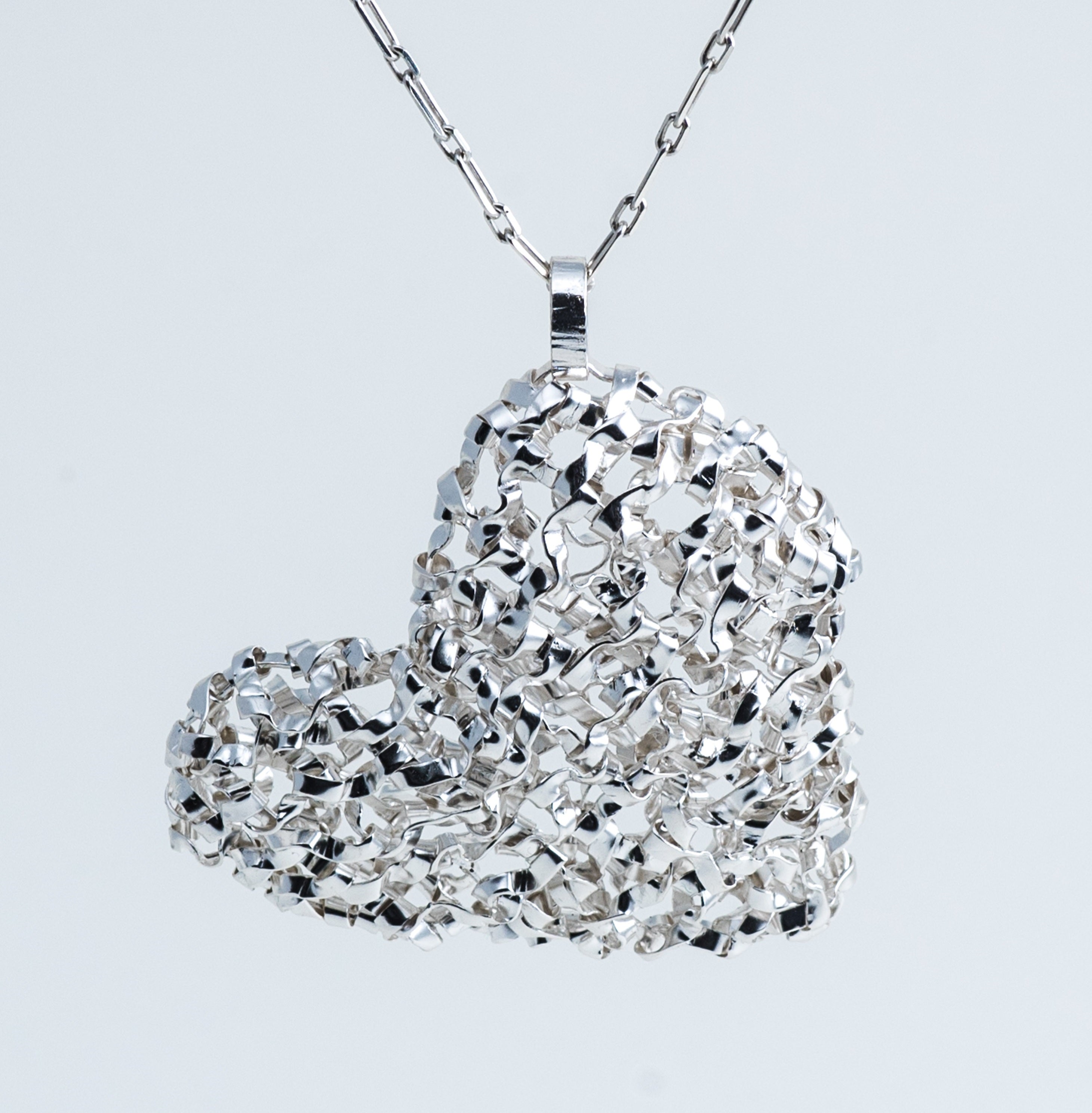 Collier pendentif en forme de cœur