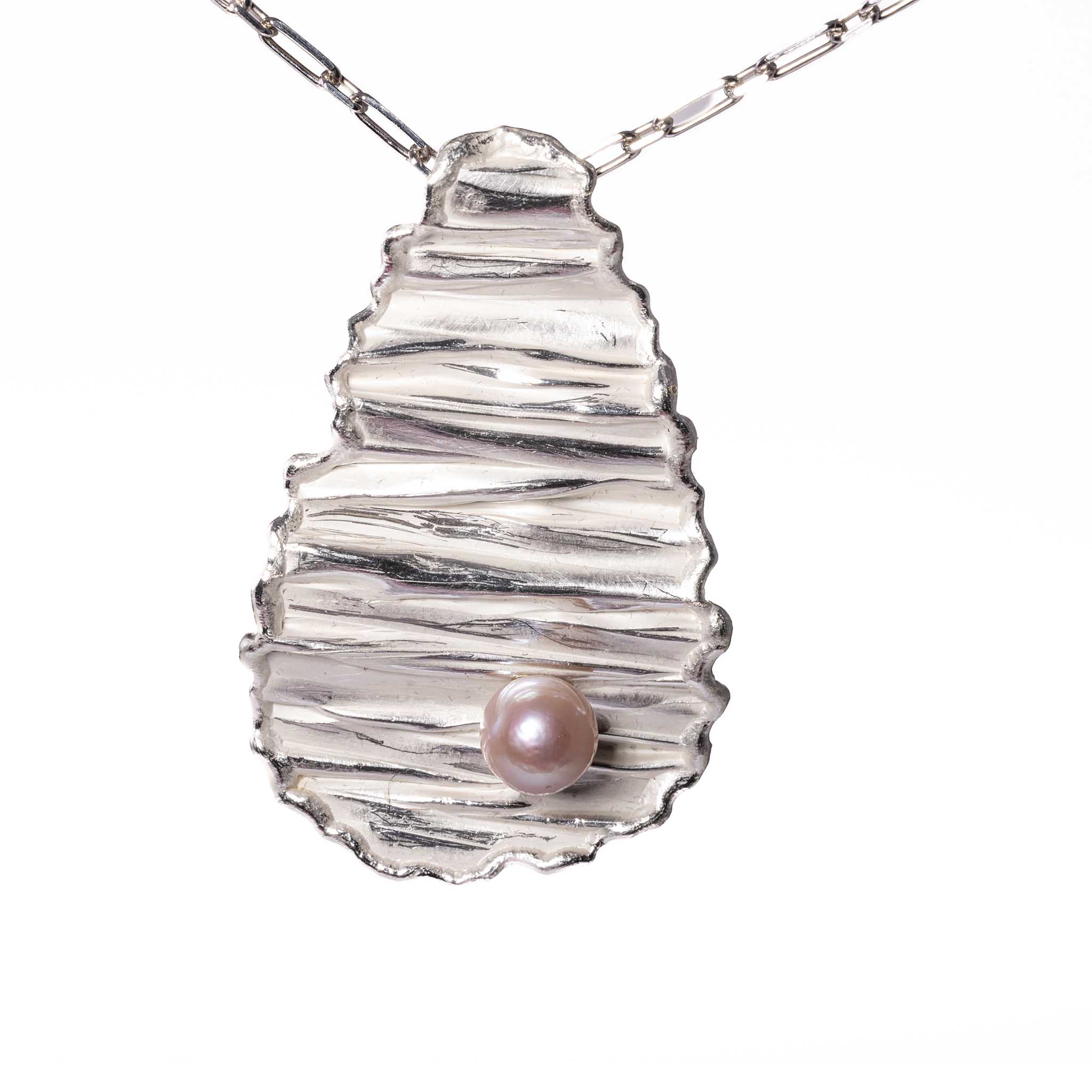 Collier pendentif vague avec perle